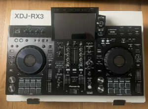 Pioneer DJ OPUS-QUAD, Pioneer DJ XDJ-RX3, Pioneer XDJ-XZ , Pioneer DJ DDJ-FLX10, Pioneer DDJ-1000, Pioneer DDJ-1000SRT, Pioneer DJ DDJ-REV7, Pioneer CDJ-3000, Pioneer DJ DJM-A9 , Pioneer CDJ-2000NXS2, Pioneer DJM-900NXS2, Pioneer DJ DJM-V10-LF , Pioneer DJ DJM-S11, Denon DJ Prime 4+ , Allen & Heath Xone:96,   PLAYdifferently MODEL 1,   Rane Four